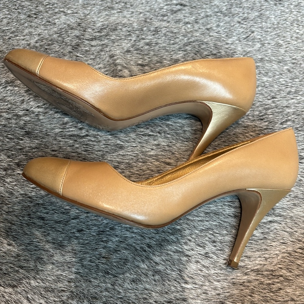 Chanel heels - Picture 3 of 8